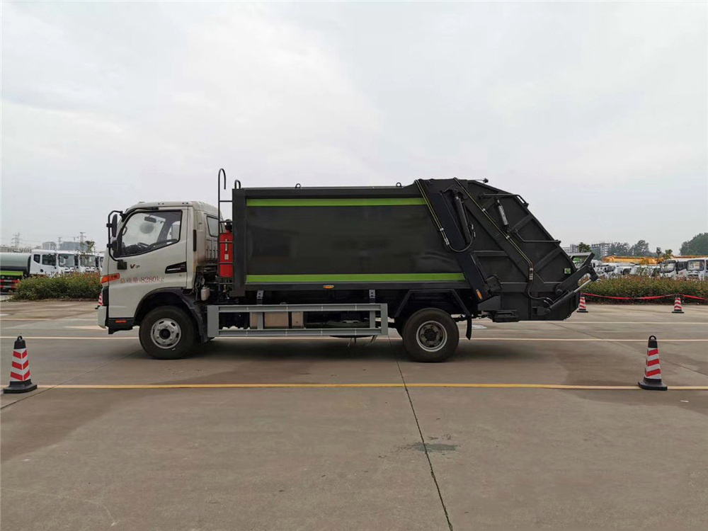 國(guó)六8立方江淮V7壓縮垃圾車