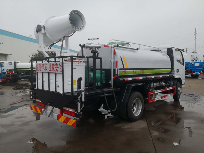 國六五噸霧炮車