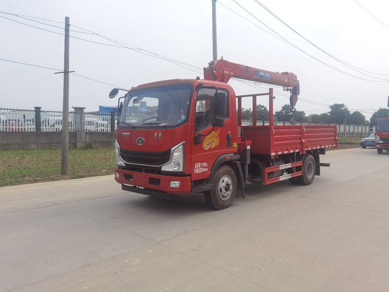 國(guó)六重汽豪曼6.3噸隨車(chē)吊廠家直銷