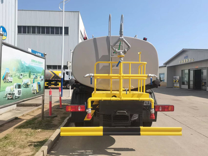 國(guó)六東風(fēng)天錦12方灑水車(chē)_灑水車(chē)廠家